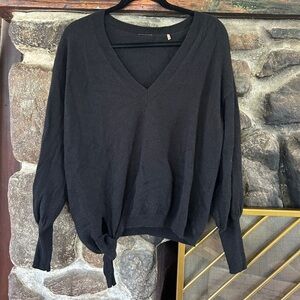 EUC Elie Tahari Black Cashmere & Merino Wool Blend Tie Sweater, Size M